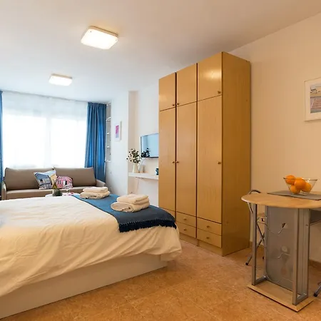 Malagasuite Studio Beach Apartment